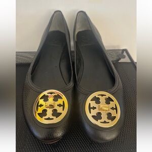 Tory Burch Selma Flats Women’s 9M Black Tumbled Leather Ballet Shoes Gold Logo